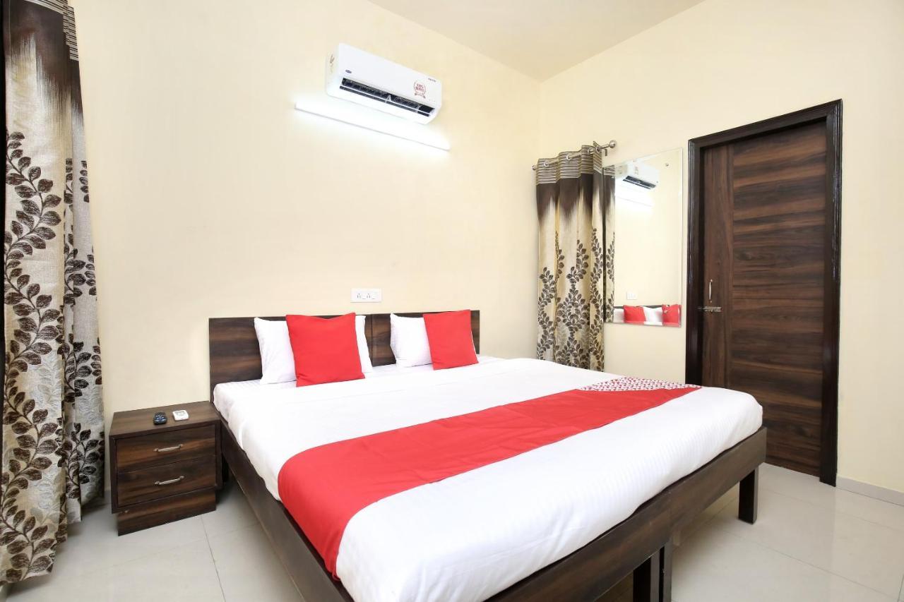 Hotel Oyo 16126 Aanantham Ludhiana Exterior foto
